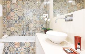 Phòng tắm tại HM - OPorto City View