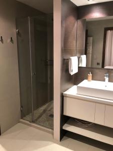 Ένα μπάνιο στο Apartament Casa Rey +7 φωτογραφίες