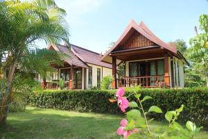 Zahrada ubytování Rasa sayang Resort - SHA Certificate