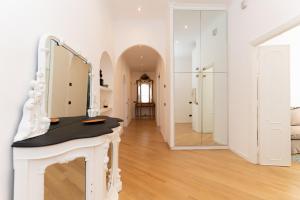 Fotografia z galérie ubytovania Luxury Laura Vatican Apartment ROMA CENTRO v Ríme