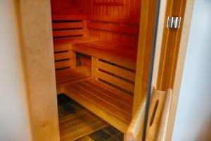 an empty sauna is shown from the inside at Focus Hotel Gdańsk in Gdańsk