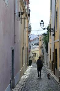 リスボンにあるCozy and quiet flat near Avenida da Liberdadeのギャラリーの写真