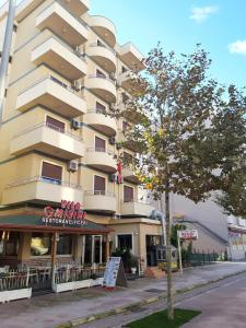 Gallery image of Hotel Vila Misiri in Durrës