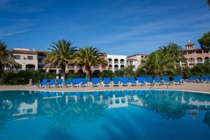 Piscina a SOWELL HOTELS Saint Tropez o a prop