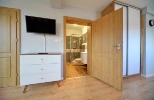 Kúpeľňa v ubytovaní Apartamenty EverySky Karpacz - Wilcza 3F_P