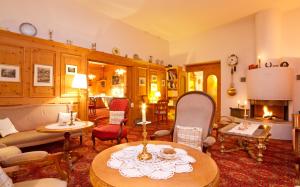 Posezení v ubytování Hotel Villa Post
