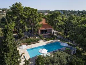 The swimming pool at or close to Villa Loutraki Sunset