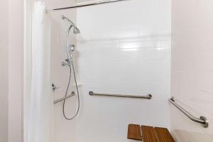 Koupelna v ubytování Quality Suites