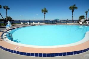 Quality Inn & Suites on the Bay near Pensacola Beach