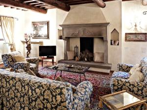 TV a/nebo společenská místnost v ubytování Villa Eleonora