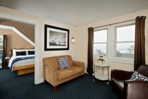 Un lugar para sentarse en Benchmark Inn