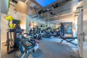 Fitness centrum a/nebo fitness zařízení v ubytování 8Piuhotel
