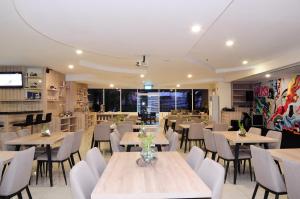 Un restaurante o sitio para comer en Graha SUMSEL
