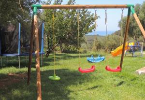 Detský kútik v ubytovaní Provarma hills luxury villa gerani