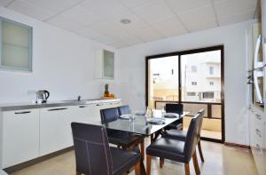 Gallery image of City Living Suite TK2 Rm 1 in St Julian's