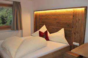 Letto o letti in una camera di Pension Michael