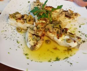 Comida in lodge ou em algum lugar perto