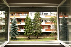 Budova, v ktorej sa apartmán nachádza