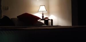 Voodi või voodid majutusasutuse Max Safari Villa toas