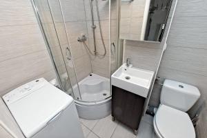 Łazienka w obiekcie Noctis Apartment Pańska III