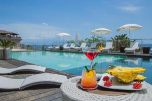 Bazén v ubytování Main Palace Hotel nebo v jeho okolí