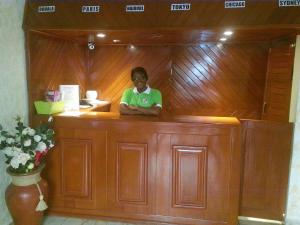 Foto dalla galleria di Hotel - Y a Douala