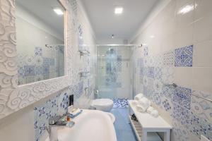 A bathroom at QuattroCuori Boutique Hotel & Spa