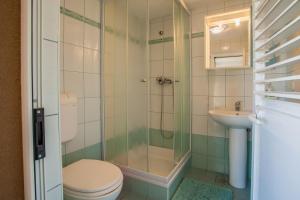 Koupelna v ubytování Apartment Surdić