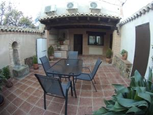Patio alebo iná vonkajšia časť ubytovania Apartamento los arcos