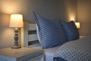 Posteľ alebo postele v izbe v ubytovaní Art apartment on Rynok Square