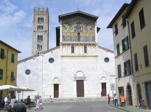 Foto dalla galleria di Residenza al Fillungo a Lucca