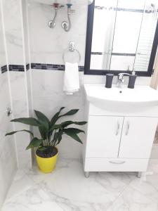 Et badeværelse på Apartmani Abbazia + 24 billeder