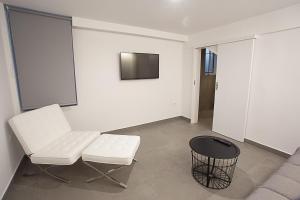 Gallery image of Dimokritou 4 Apartment in Athens