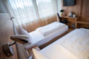 Fotografie z fotogalerie ubytování Hotel Leo v destinaci Eggenstein-Leopoldshafen