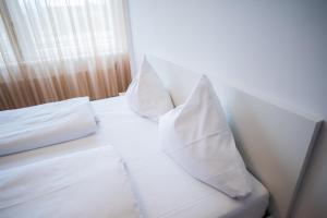 Fotografie z fotogalerie ubytování Hotel Leo v destinaci Eggenstein-Leopoldshafen