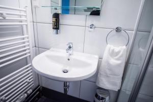 Fotografie z fotogalerie ubytování Hotel Leo v destinaci Eggenstein-Leopoldshafen