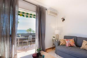 Apartamento en primera línea de playa en Benalmádena ...