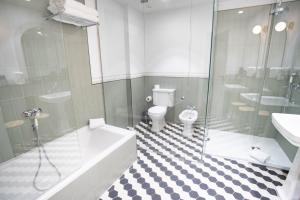 Un baño de Soho Boutique Congreso