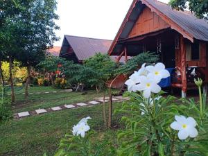 Zahrada ubytování Friendly Koh Jum