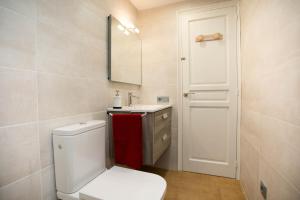 Kúpeľňa v ubytovaní Espectacular apartamento en el corazón de Calella!