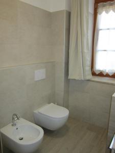 Afbeelding uit fotogalerij van Casa Cristina in Molveno +9 foto's