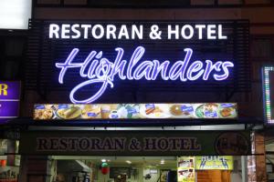 Certifikát, hodnocení, plakát nebo jiný dokument vystavený v ubytování Highlanders Hotel