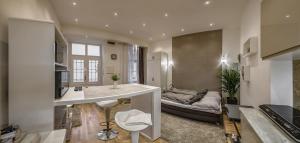 Posedenie v ubytovaní Diamond Apartman
