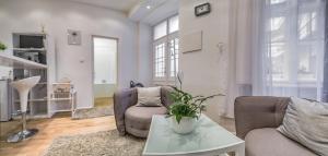 Posedenie v ubytovaní Diamond Apartman