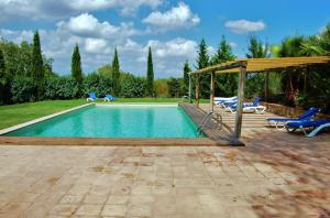 A piscina localizada em Granja Ecuestre Can Sort ou nos arredores