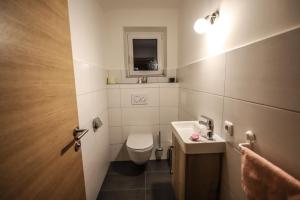 Koupelna v ubytování Landhaus zur Tanne