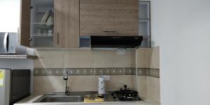 A cozinha ou cozinha compacta de Cavas AP