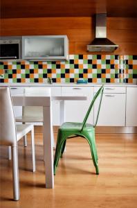 Una cocina o zona de cocina en Apartamentos María Luisa