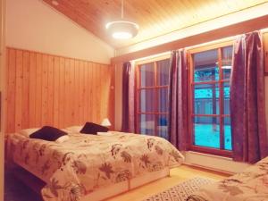 Arctic Aurora Saariselkäにあるベッド