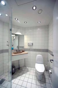 Koupelna v ubytování Hotel Lautrup Park